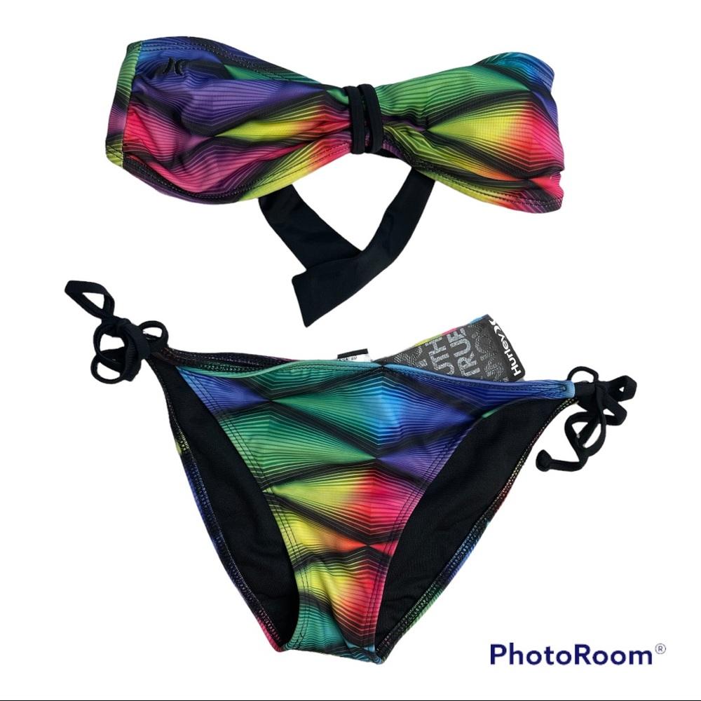 NWT Hurley Dimensions bikini size small.